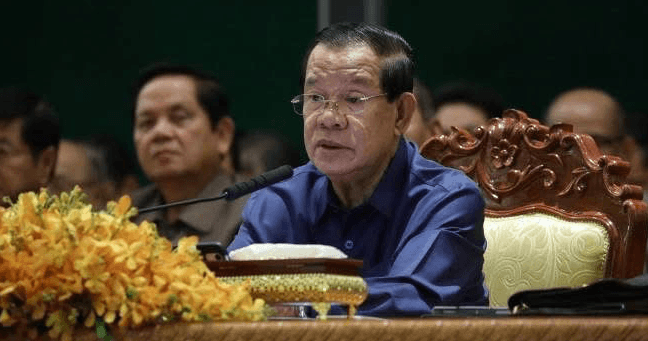 សម្តេចតេជោ ហ៊ុន សែន អញ្ជើញជួបសំណេះសំណាលជាមួយក្រុមប្រឹក្សា ថ្នាក់ដឹកនាំមន្ទីរ អង្គភាពក្នុងខេត្តសៀមរាប និងឧត្តរមានជ័យ