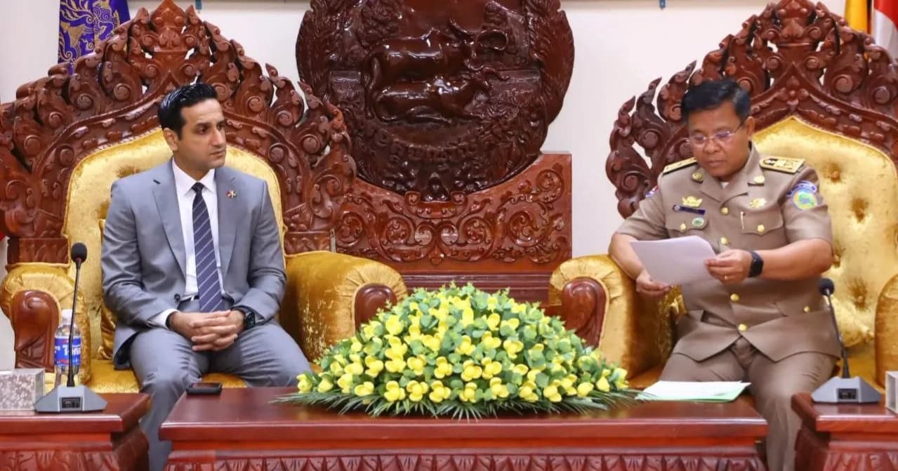 អភិបាលខេត្តមណ្ឌលគិរី អញ្ជើញជួបសម្តែងការគួរសមជាមួយ  ឯកឧត្តម ឯកអគ្គរដ្ឋទូតវិសាមញ្ញ និងពេញសមត្ថភាព នៃសាធារណរដ្ឋឥស្លាមប៉ាគីស្ថាន ប្រចាំនៅព្រះរាជាណាចក្រកកម្ពុជា