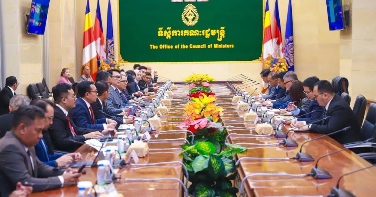 អនុរដ្ឋមន្ត្រីការបរទេសឥណ្ឌូនេស៊ី វាយតម្លៃខ្ពស់ចំពោះកិច្ចខិតខំប្រឹងប្រែងរបស់កម្ពុជា ក្នុងការប្រយុទ្ធប្រឆាំងការឆបោកតាមប្រព័ន្ធបច្ចេកវិទ្យា និងស្វាគមន៍ចំពោះលទ្ធផលប្រតិបត្តិការបង្រ្កាប និងបោសសម្អាត លើការងារនេះ