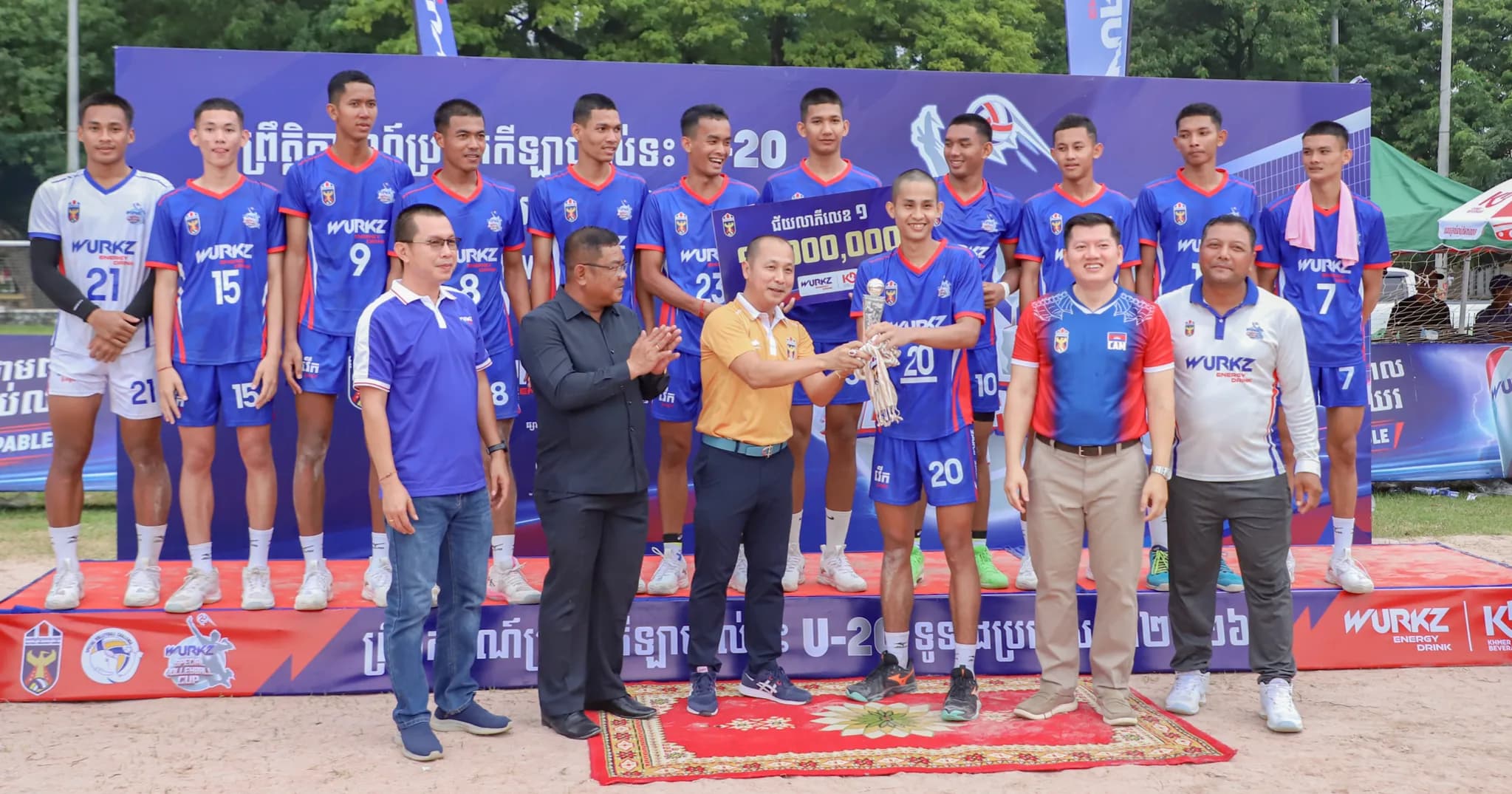 ស្នងការដ្ឋាននគរបាលខេត្តពោធិសាត់ ក្លាយជា​ម្ចាស់ជើងឯកពានរង្វាន់បាល់ទះ U20 ទូទាំងប្រទេស ឆ្នាំ២០២៦ ខណៈម្ចាស់ផ្ទះ ឫទ្ធិសែន កំពង់ឆ្នាំង បានត្រឹមជើងឯករង