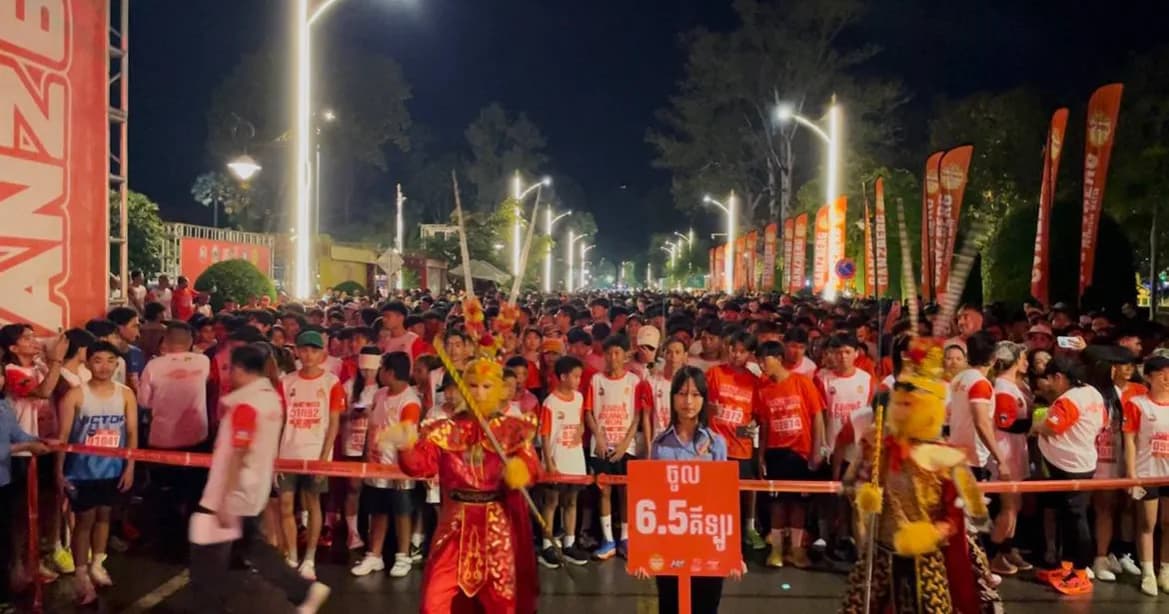 ព្រឹត្តិការណ៍ «EQUINOX ANGKOR RUN» មានអ្នកចូលរួមប្រមាណ ១ម៉ឺននាក់