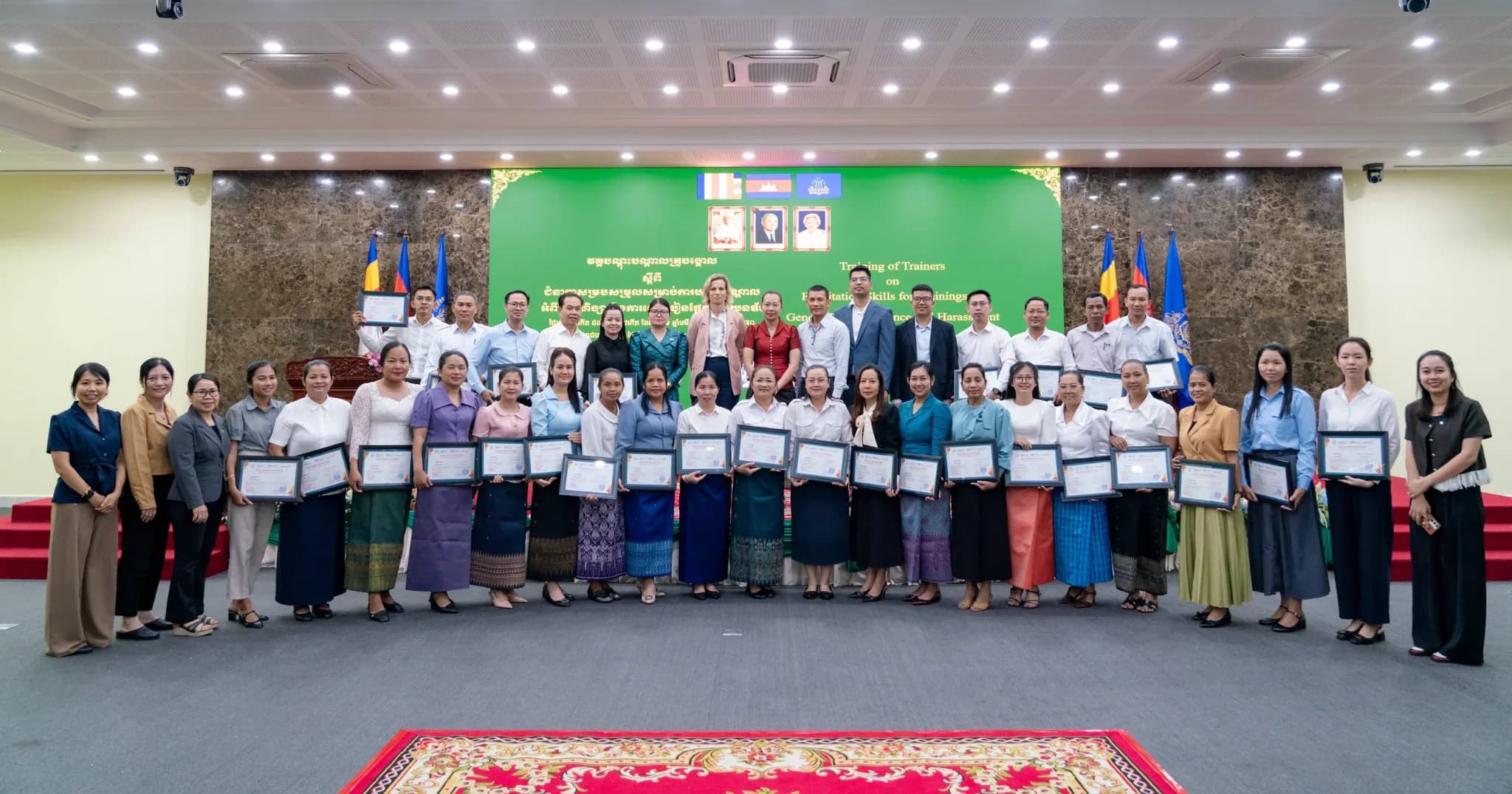ក្រសួងការងារ និងអង្គការ ILO រួមគ្នាពង្រឹងសមត្ថភាពគ្រូបង្គោលក្នុងការបណ្តុះបណ្តាលទប់ស្កាត់អំពើហិង្សា និងការបៀតបៀនផ្អែកលើយេនឌ័រ