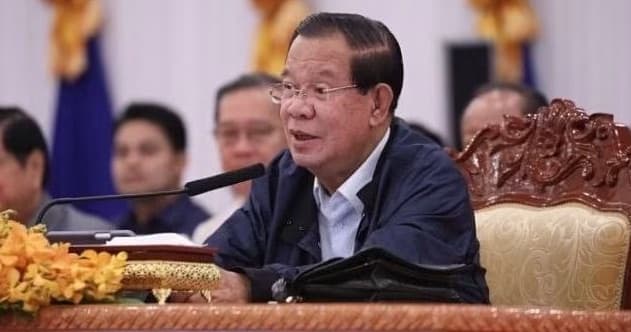 សម្តេចតេជោ ហ៊ុន សែន អញ្ជើញជួបសំណេះសំណាលជាមួយអាជ្ញាធរ និងអង្គបោះឆ្នោតជុំវិញខេត្តស្ទឹងត្រែង